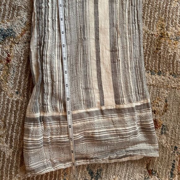 Express Gray Striped Pants - Picture 5 of 6